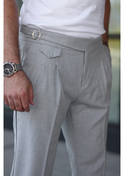 Kuşaklı Pileli Kemer Detaylı Old Money Kumaş Pantolon