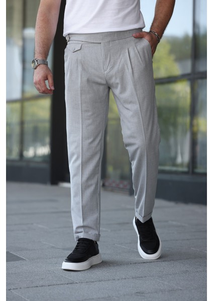 Kuşaklı Pileli Kemer Detaylı Old Money Kumaş Pantolon fırsatları