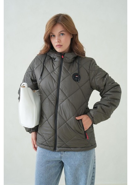 Su ve Rüzgar Geçirmez Jel Elyaflı Kapitone Cepli Spor Mont fırsatları