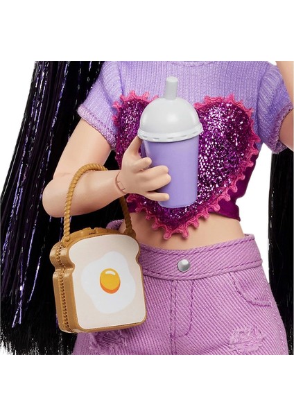 HYC24 Barbie Dream Besties Ana Karakter Bebekler Renee fırsatları