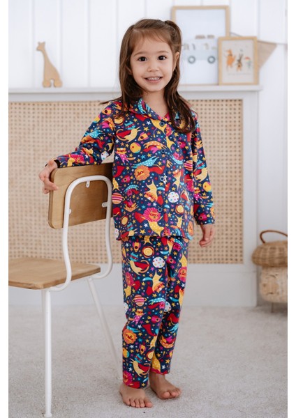 Önden Düğmeli Çocuk Pijama Takımı Uzay Desenli 2-6 Yaş
