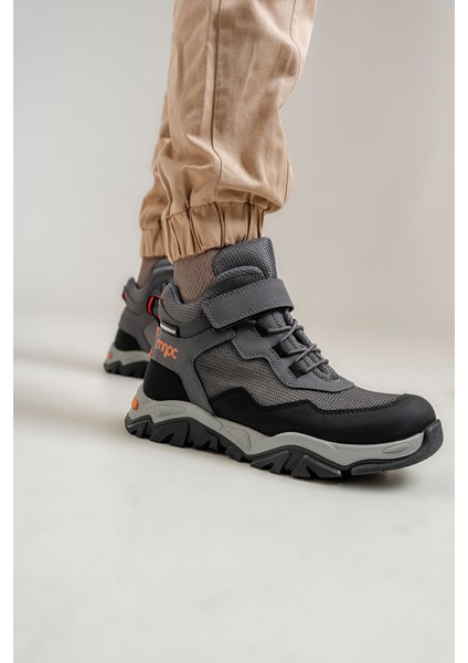 Erkek Çocuk Gri Su Geçirmez Anatomik Günlük Bot