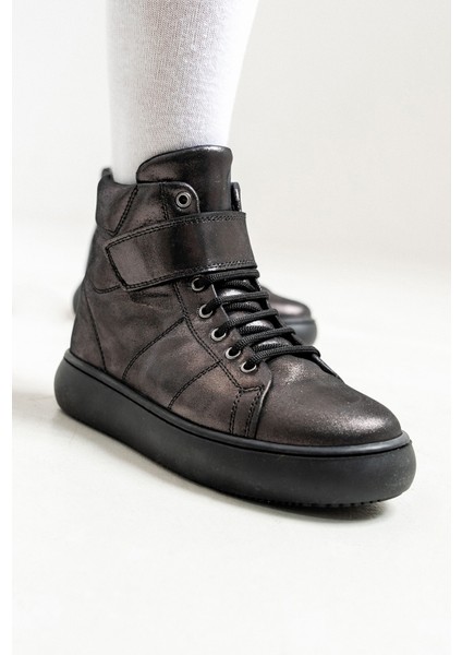 Kız Çocuk Siyah Simli Hakiki Deri Suya Dayanıklı Günlük Bot