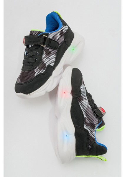 Erkek Çocuk Siyah Işıklı Spor Ayakkabı