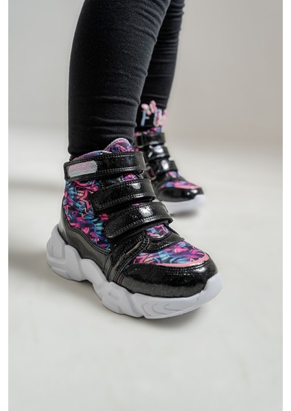 Kız Çocuk Siyah Suya Dayanıklı Anatomik Günlük Bot