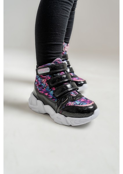 Kız Çocuk Siyah Suya Dayanıklı Anatomik Günlük Bot