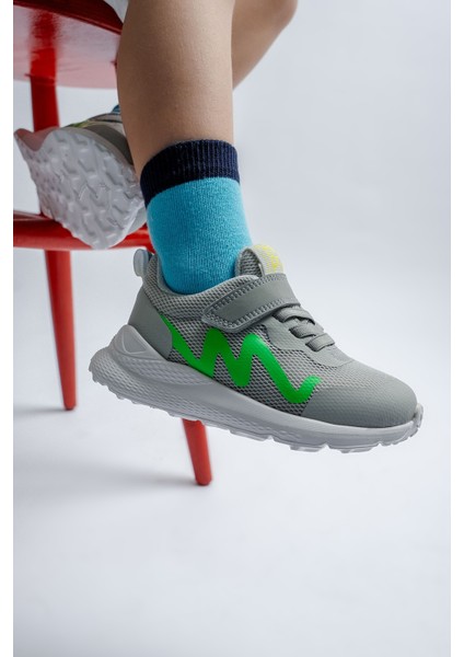 Erkek Çocuk Gri Spor Ayakkabı