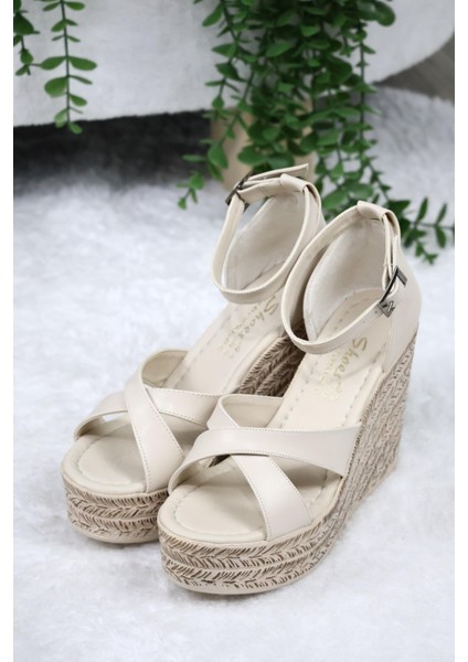 Kadın Çapraz Bantlı Dolgu Topuklu (11CM) Ayakkabı Rahat Yüksek Topuklu 700 Krem fiyatları