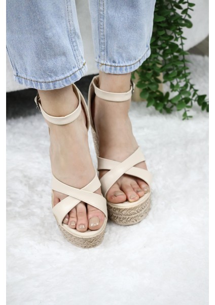 Kadın Çapraz Bantlı Dolgu Topuklu (11CM) Ayakkabı Rahat Yüksek Topuklu 700 Krem