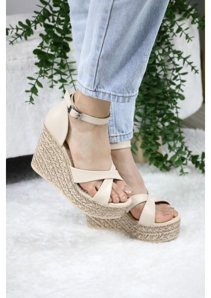 Kadın Çapraz Bantlı Dolgu Topuklu (11CM) Ayakkabı Rahat Yüksek Topuklu 700 Krem