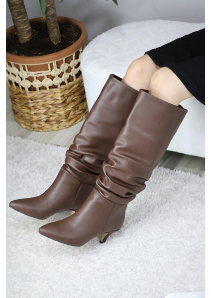 Kadın Oslo Topuklu Büzgülü Şık Tarz Günlük Rahat Çizme Kahverengi