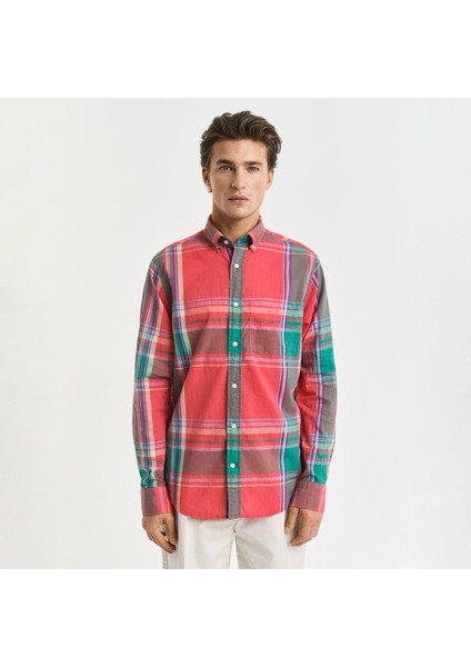 Erkek Kırmızı Regular Fit Düğmeli Yaka Kareli Gömlek