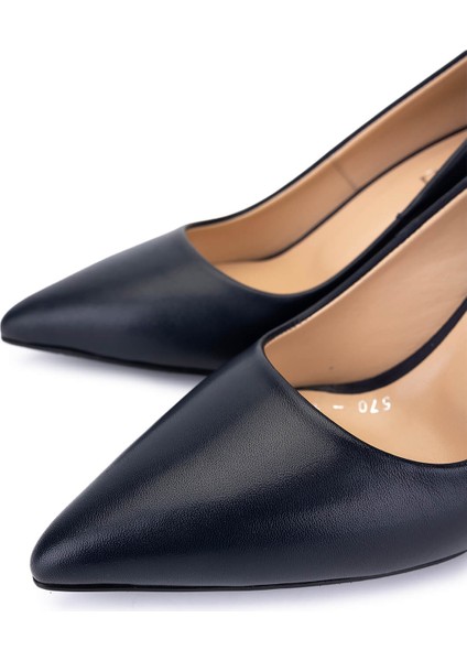 Kadın Hakiki Deri Lacivert Deri Topuklu Ayakkabı 1132 570 Bn Ayk SK25-26 Lacı Derı modelleri