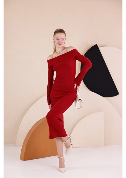 Madonna Yaka Dar Kalıp Uzun Kollu Elbise