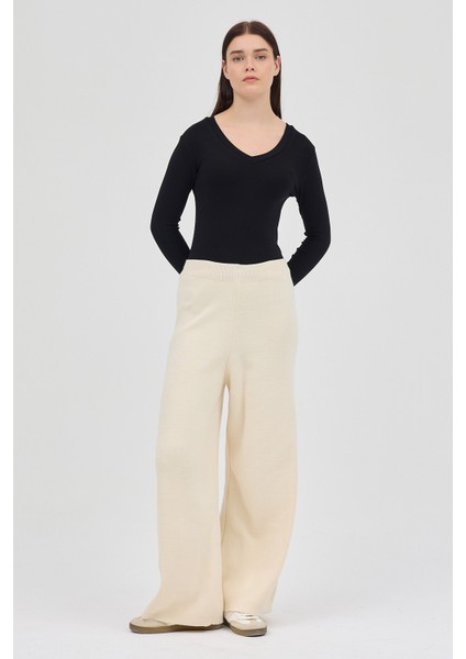 Krem Geniş Paça Triko Kadın Pantolon 23274