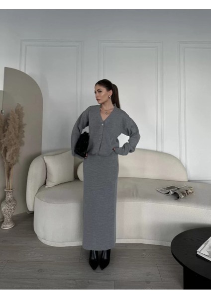 V Yaka 3 Düğmeli Hırka Takım Triko Ikili Etekli - Gri fiyatları