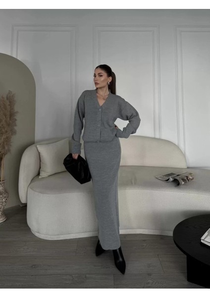 V Yaka 3 Düğmeli Hırka Takım Triko Ikili Etekli - Gri modelleri