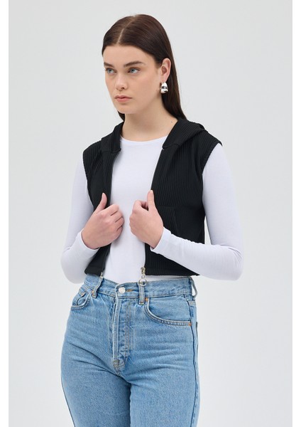 Siyah Fermuarlı Sıfır Kol Kadın Yelek 8201A