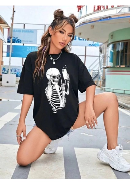 Baskılı Kadın T-Shirt - Siyah fırsatları