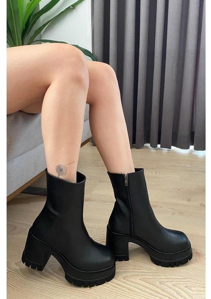 Kadın Leysi 8 cm Platformlu Topuklu Fermuarlı Bot Siyah