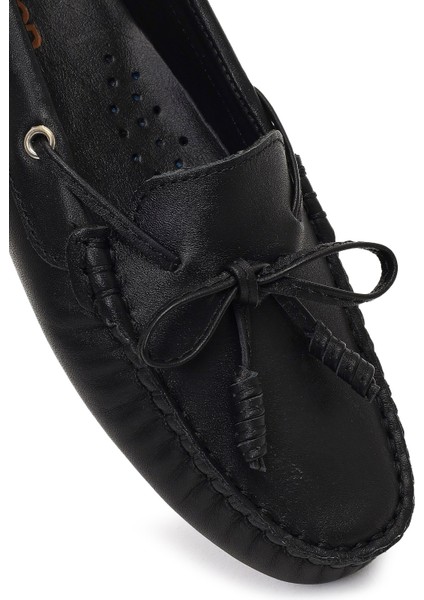 Kadın Siyah Deri Loafer 25AFD141918