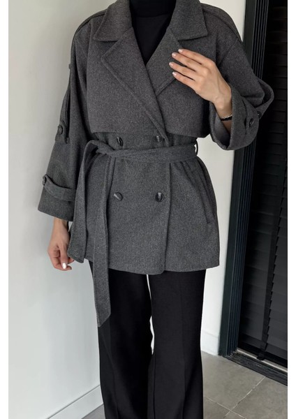 Kadın Bel Kuşaklı Çift Cepli Kruvaze Yaka Kaşe Kaban P-00018939