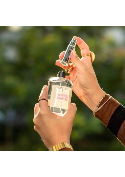 Mad Doldurulabilir 5 ml Red Cep Parfüm Şişesi – Seyahat Tipi, Taşınabilir ve Valfli Mini Parfüm Kabı