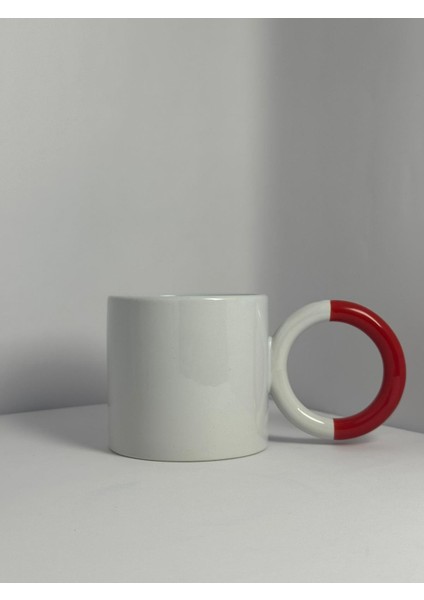 Daire Kulplu Kişiye Özel Tasarım Porselen Kupa | Yelkovan Studio modelleri