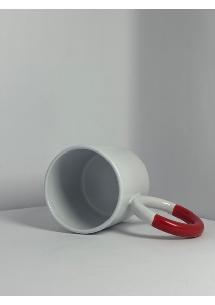 Daire Kulplu Kişiye Özel Tasarım Porselen Kupa | Yelkovan Studio indirimleri