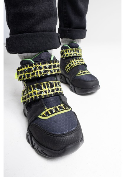 Erkek Çocuk Siyah Suya Dayanıklı Anatomik Günlük Bot