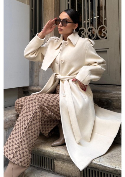 Gömlek Yaka Punto Dikiş Detaylı Premium Kaban Ekru 3125 modelleri