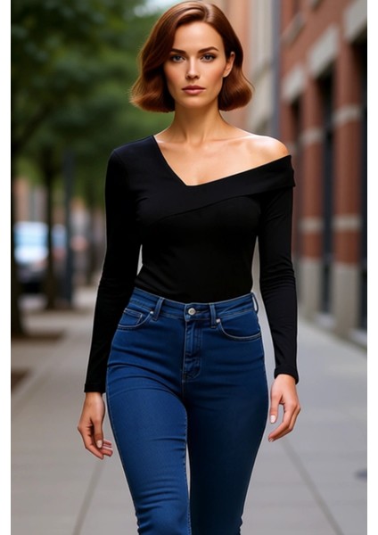 Kadın Asimetrik Yaka Uzun Kollu Vücuda Oturan Crop Örme Kaliteli Şık Rahat Modern Zarif