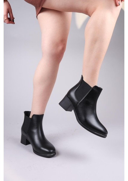 Mildura Lastikli Alçak Topuklu Bot Siyah fiyatları