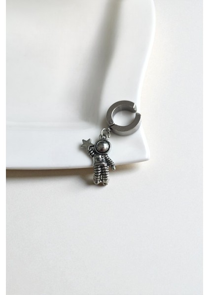 Sıkıştırmalı Deliksiz Trend Astronot Model Sallantılı Erkek Çelik Küpe 1 Adet fırsatları