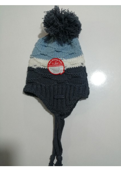 Erkek Bebek Kulak Korumalı Ponponlu Içi Polar Örgü Bere 0-18 Ay fiyatları