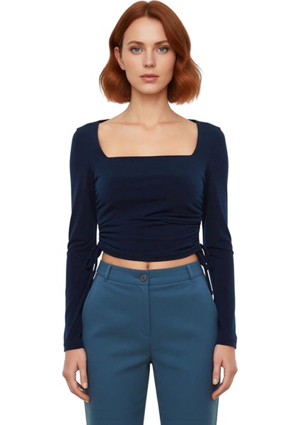 Kadın Fitted Kare Yaka Büzgülü Uzun Kollu Crop Örme Kaliteli Şık Rahat Modern Zarif Günlük modelleri