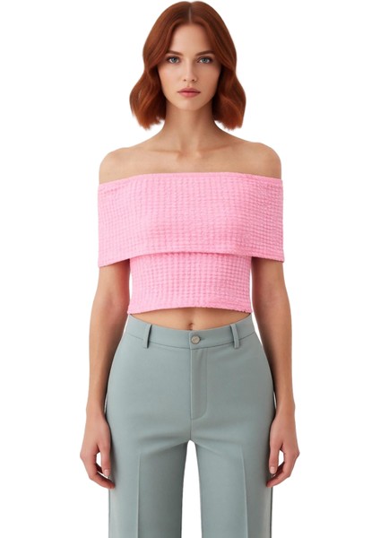 Kadınlar Için Vücuda Oturan Carmen Yaka Tek Kol Gofre Dokulu Örme Crop Üst Kaliteli Şık Rahat