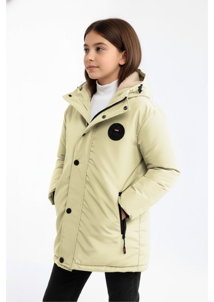 İçi Kürklü Su ve Rüzgar Geçirmez Kapüşonlu Kız Çocuk Mont fırsatları