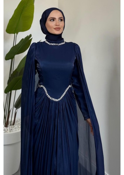 Maelis Beli ve Boynu Taşlı Abiye Lacivert modelleri