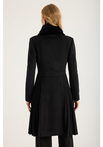 Dik Yaka Kürklü 8 Düğme Pliseli Kaban indirimleri