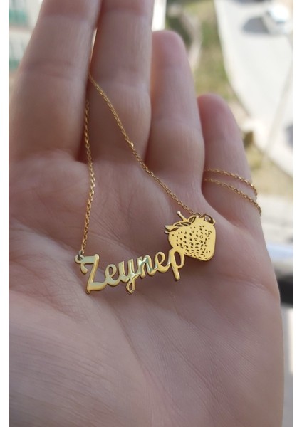 925 Ayar Gümüş 24 Ayar Altın Kaplama Isimli Çilek Kolye