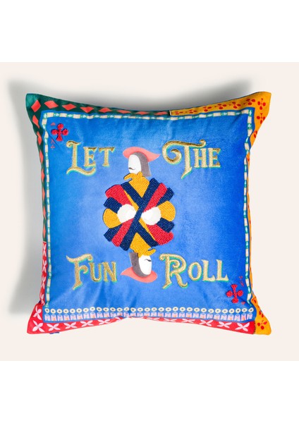 Hansı Dijital Baskılı Dolgulu Kırlent 50x50 Cm Renkli