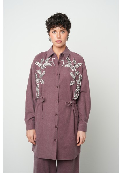 Kadın Taş Işlemeli Belden Bağlamalı Düz Renk Uzun Tesettüre Uygun Ceket