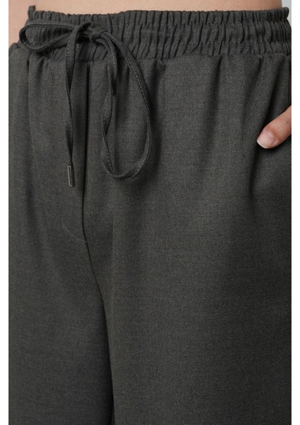 Kadın Düz Renk Bol Paça Kumaş Pantolon modelleri