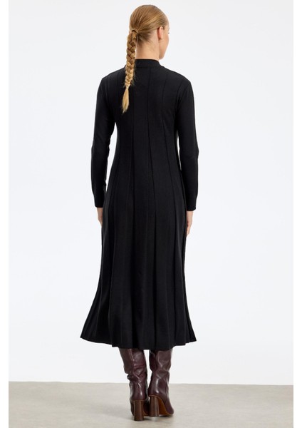 21605 Kalın Piliseli Triko Elbise modelleri