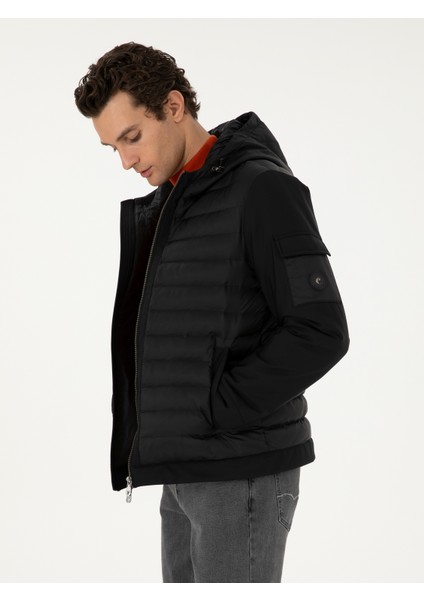 Erkek Siyah Ince Kapitone Kapüşonlu Mont 50292323-VR046