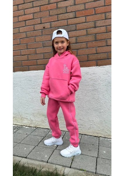 Nakış Detaylı Oversize Kanguru Cepli Kapüşonlu Şardonlu Çocuk Takımı Pembe - 11-12 Yaş modelleri