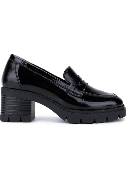 Kadın Hakiki Deri Siyah Rugan Topuklu Ayakkabı 1161 529 Bn Ayk SK25-26 Sıyah Krsk Rgn