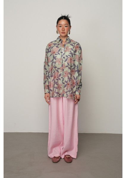 Kadın Yeşil Renk Çiçek Desenli Oversize Kesim Gömlek fırsatları