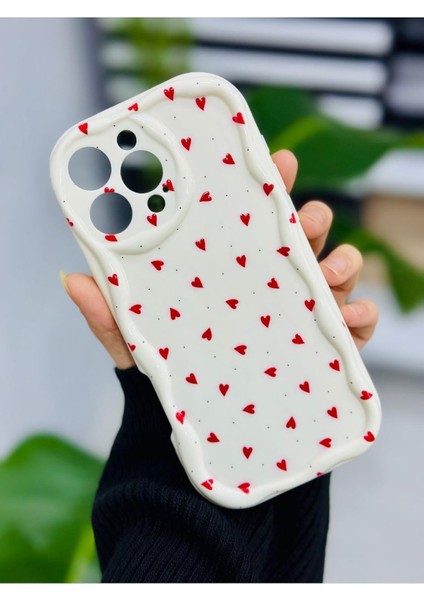 Aksesuar 16 Promax Dalgalı Kırmızı Kalpler Tasarımlı Silikon Kılıf